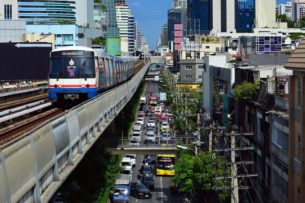 【2020 泰國交通攻略】曼谷三大捷運系統搭乘資訊（路線圖 / 票價 / 時間）＆各大景點對照全攻略