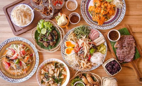 【曼谷美食】捷運站附近的新人氣東北料理餐廳（下）－「Lay Lao」及「Somtum Der」