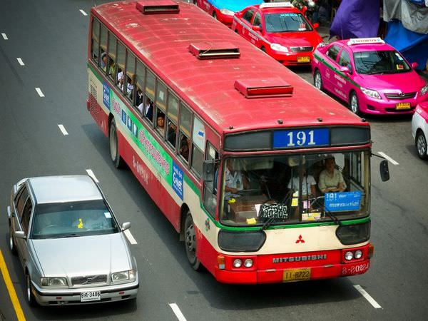autobus-1-vivere-bangkok