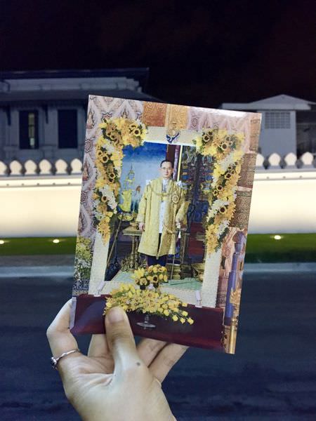 我永遠忘不了的10月13號-跟著泰國人到大皇宮停靈廳瞻仰泰王拉瑪九世