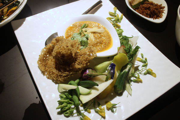 【曼谷美食】米其林等級的精緻泰國菜餐廳 — Bo Lan