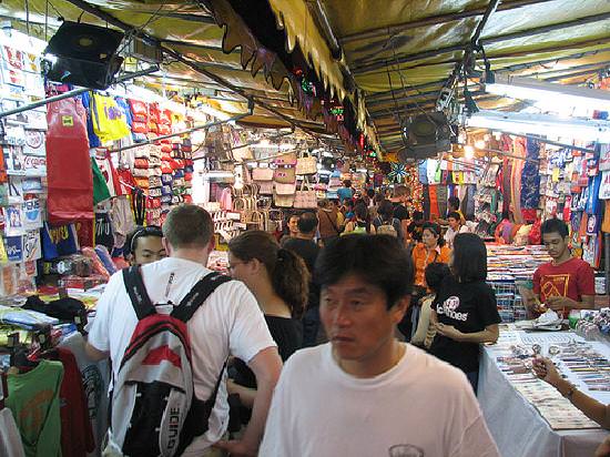 patpong-night-market